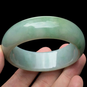 (超值推荐)糯冰种晴水飘翠手镯(58.2mm)