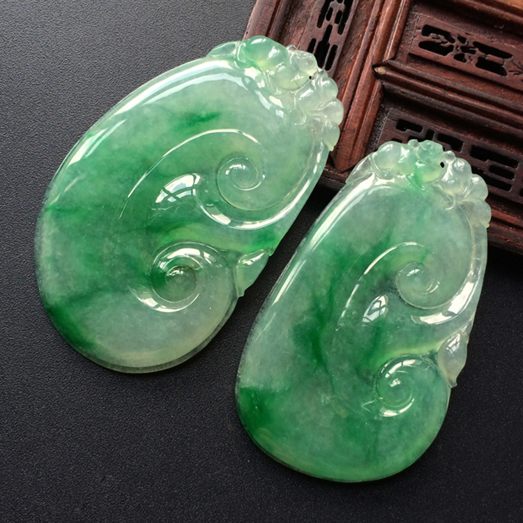 (超值推荐)冰种飘翠如意挂件(一对)