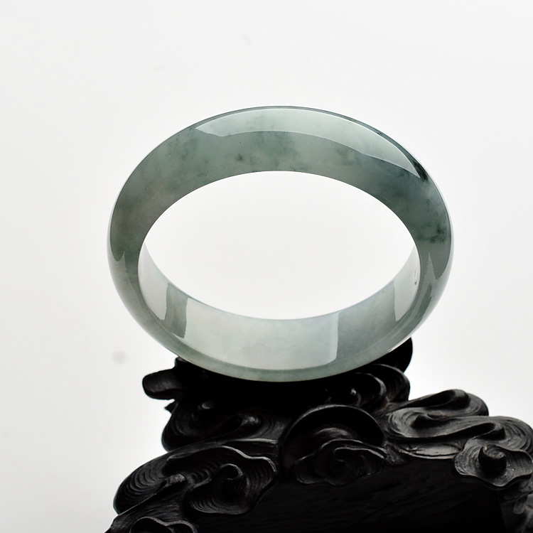(超值推荐）糯冰种晴水飘花手镯（57.4mm）