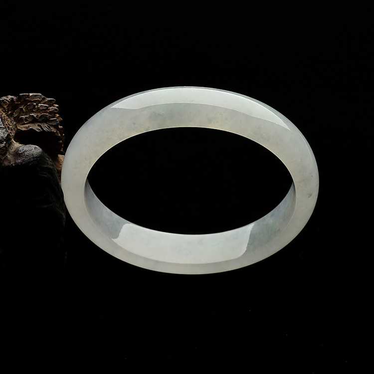 （超值推荐）冰种淡晴水贵妃镯（55.8-49.5mm）