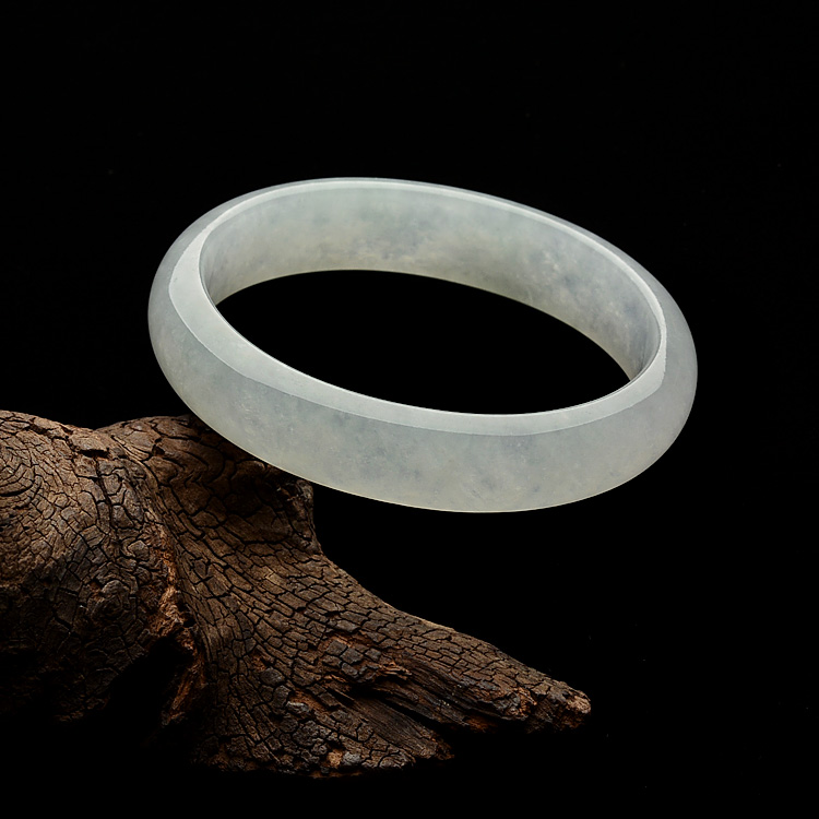（超值推荐）冰种淡晴水贵妃镯（55.8-49.5mm）