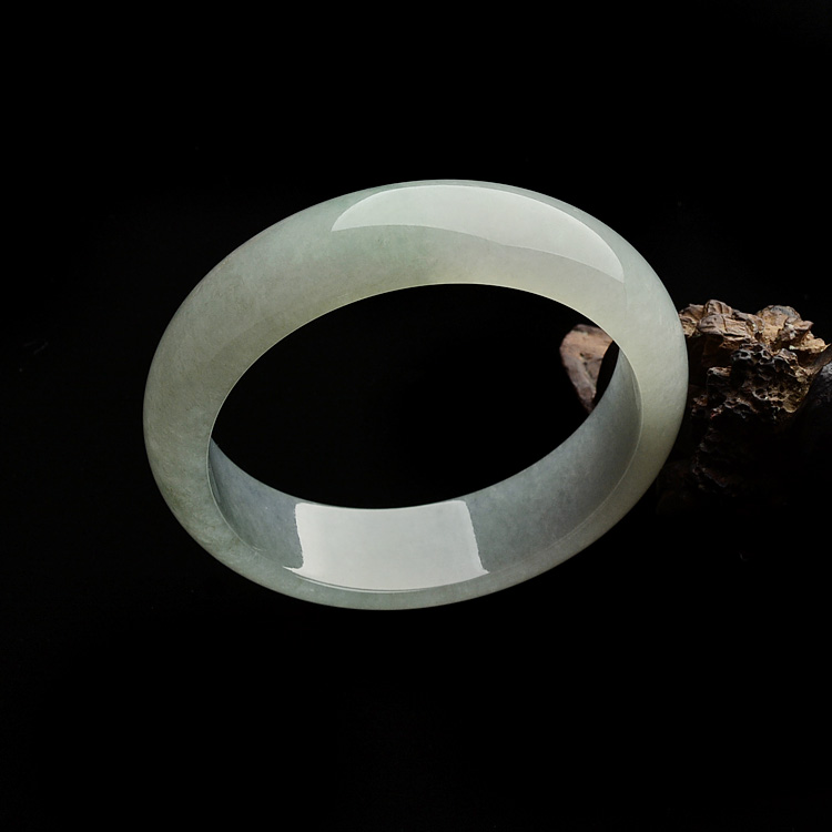 （超值推荐）糯冰种晴水手镯（59.5mm）