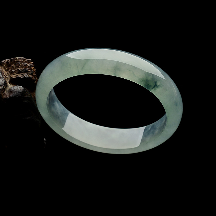 冰种飘花贵妃镯（59.3-51.8mm）