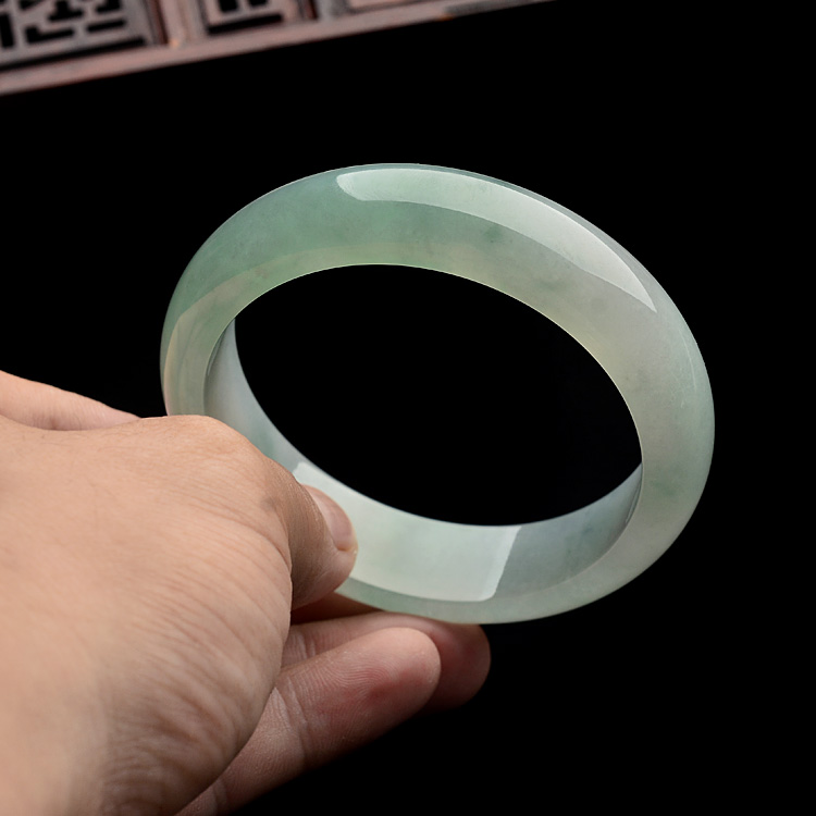 糯冰种晴水手镯（58.6mm）