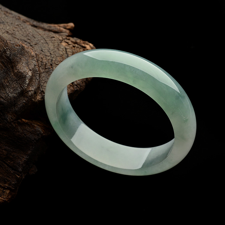 糯冰种晴水手镯（58.6mm）
