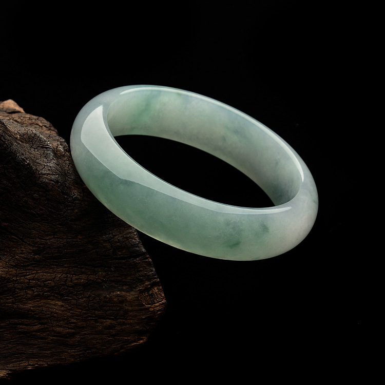 糯冰种晴水手镯（58.6mm）