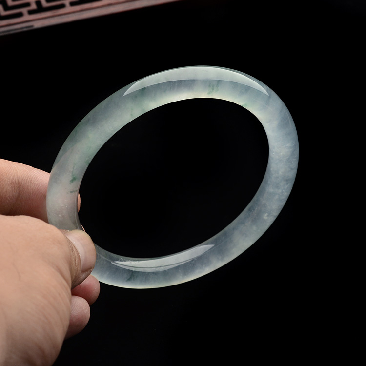 （超值推荐）冰种飘花圆条手镯（61mm）
