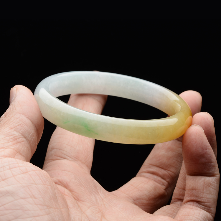 (超值推荐)糯冰种黄翡略飘翠手镯(56.3mm)