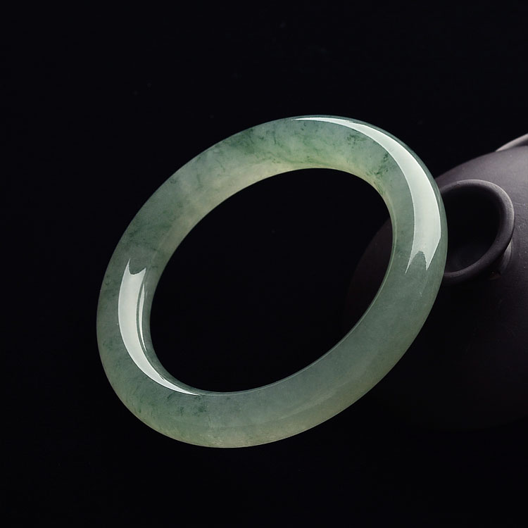 (超值推荐)糯冰种飘花圆条手镯(58mm)