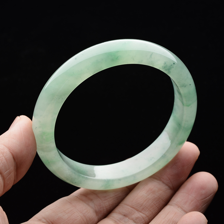 (超值推荐)糯冰种飘花手镯(55.4mm)