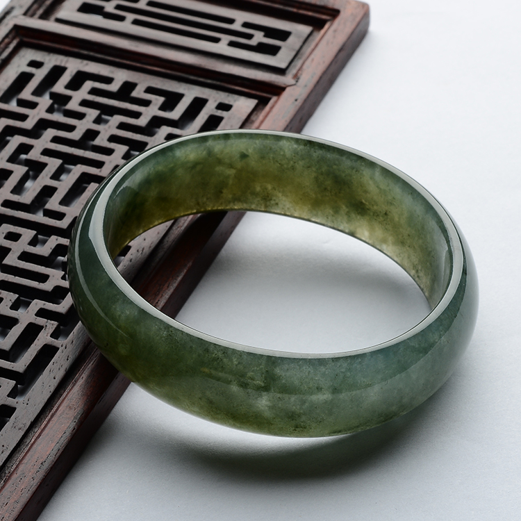 (超值推荐)冰种晴水褐黄翡贵妃镯(52.6mm-48.9mm)