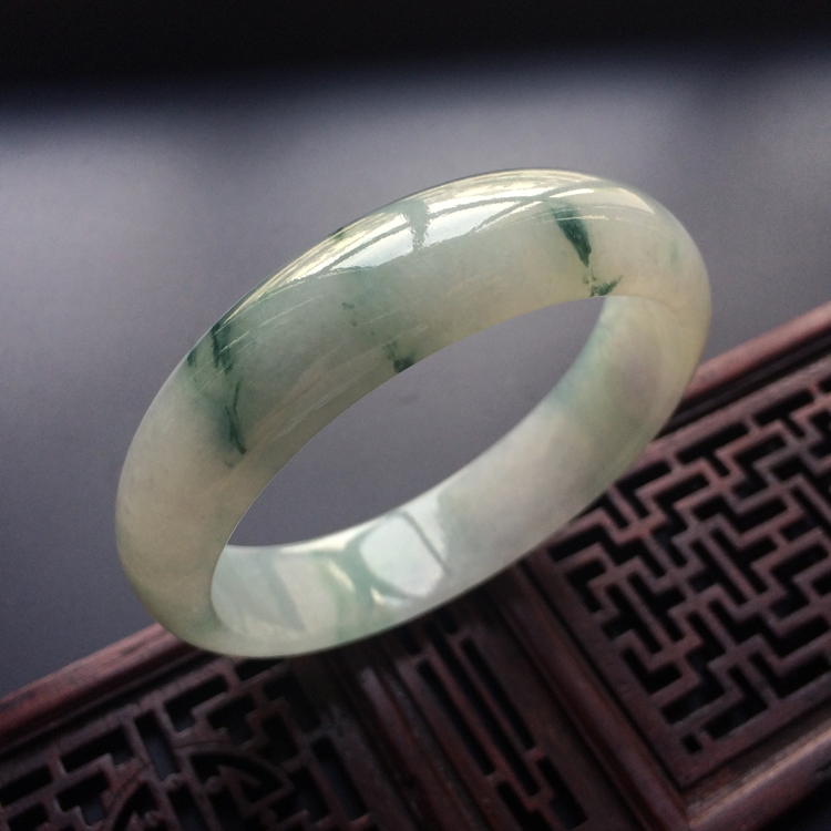 (超值推荐)糯冰种飘花手镯(57.7mm)