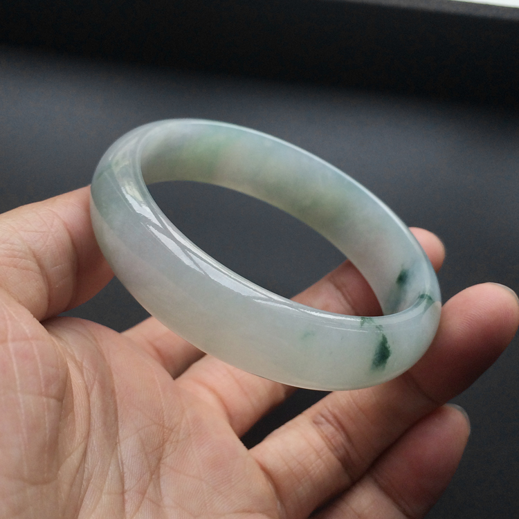 (超值推荐)糯冰种飘花手镯(57.7mm)