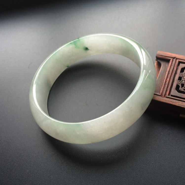 (超值推荐)糯冰种飘花手镯(57.7mm)