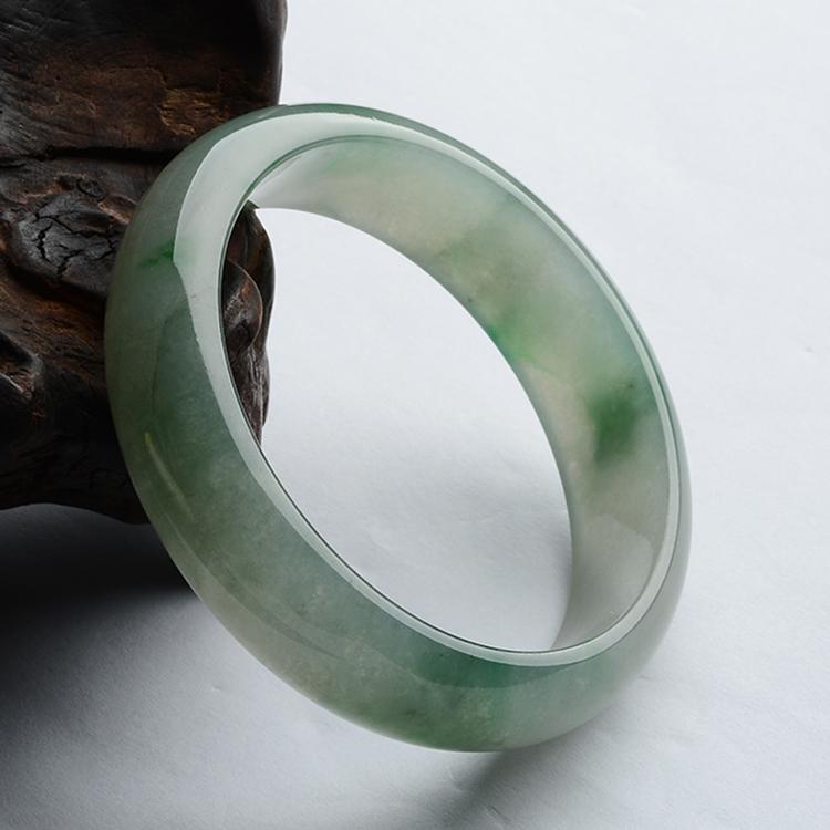 (超值推荐)糯冰晴水飘花手镯(58mm)