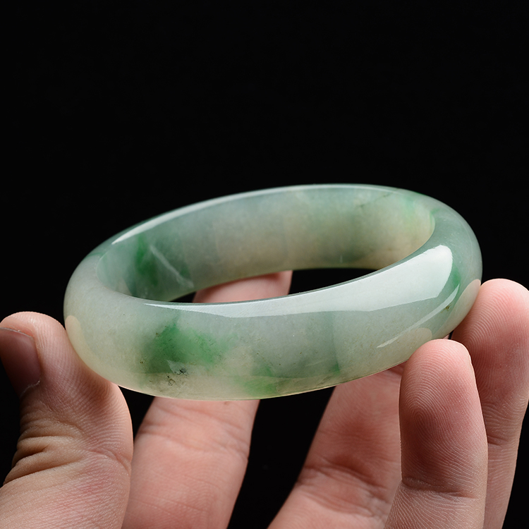 (超值推荐)糯冰晴水飘花手镯(58mm)
