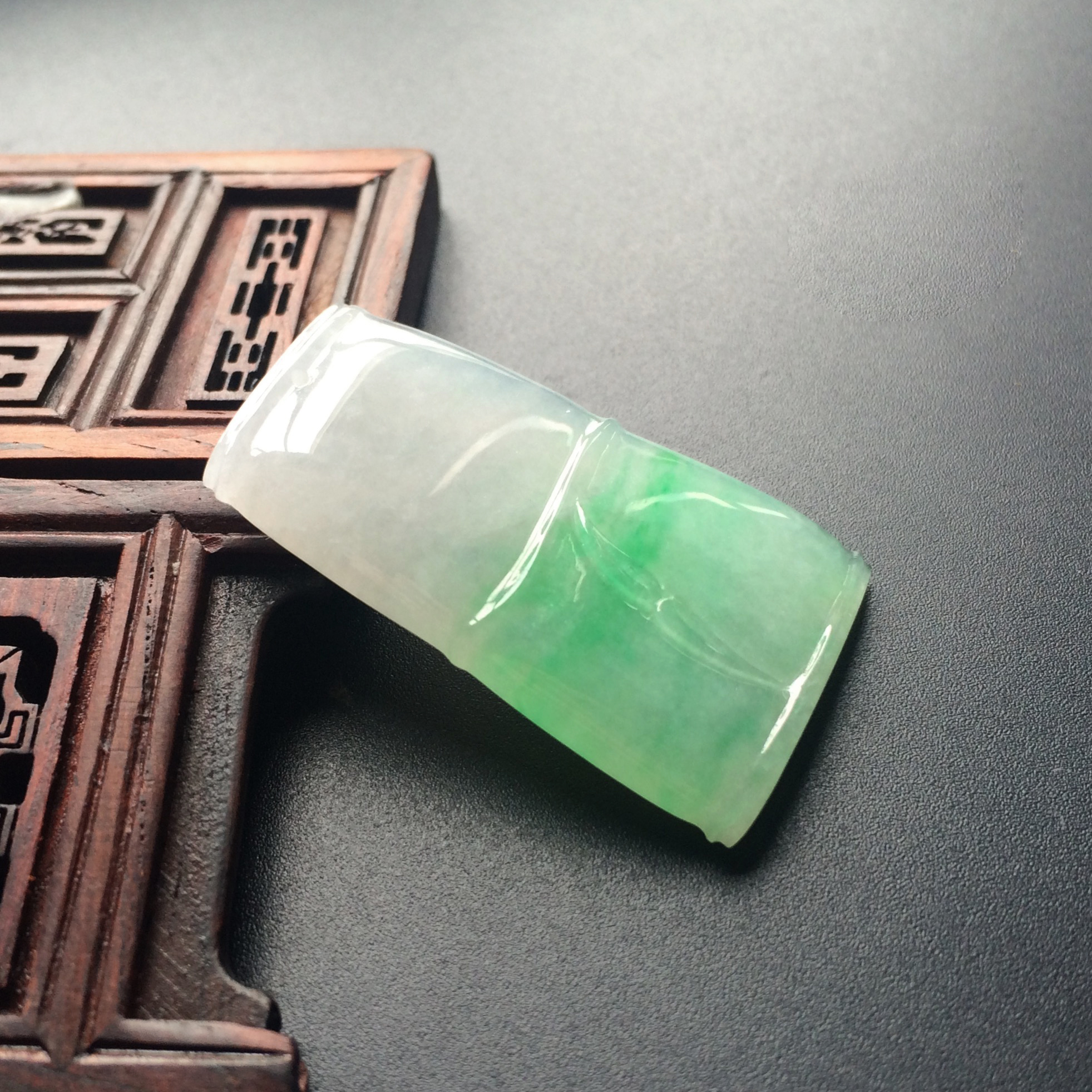 (超值推荐)糯冰种飘翠节节高挂件