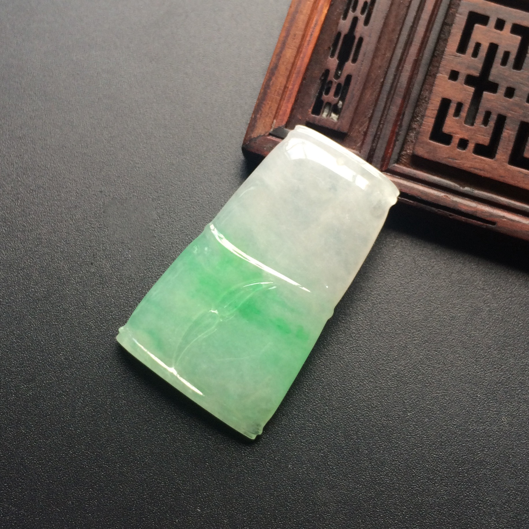 (超值推荐)糯冰种飘翠节节高挂件