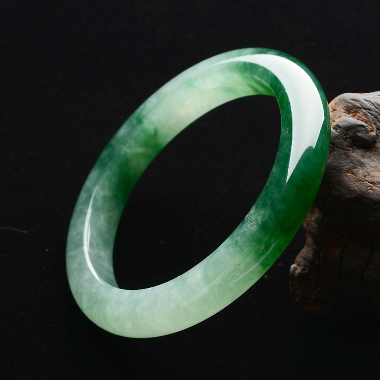 (超值推荐)糯冰种深绿手镯(55.1mm)