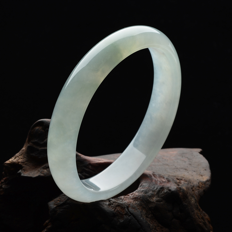 (超值推荐)冰种略飘花贵妃镯(57.6mm-52mm)