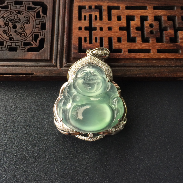 (超值推荐)冰种略飘花镶白金钻石玉佛胸坠