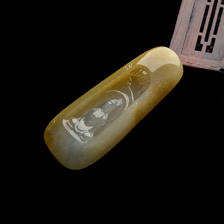 糯冰种黄翡静悟挂件