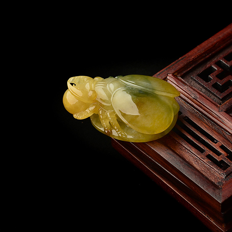 (超值推荐)糯冰种黄翡飘花富甲天下挂件