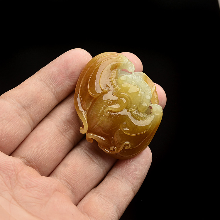 (超值推荐)糯冰种黄翡福在眼前挂件