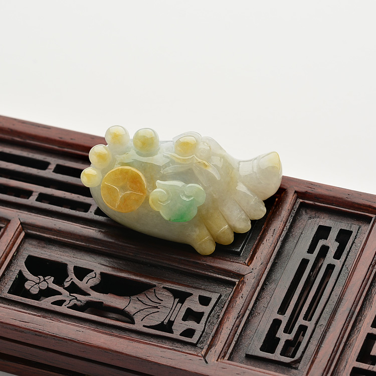 (超值推荐)糯冰种三彩知足常乐挂件