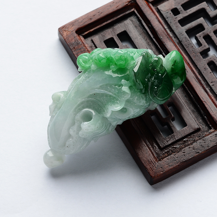 (超值推荐)糯冰种晴水飘翠遇百财挂件