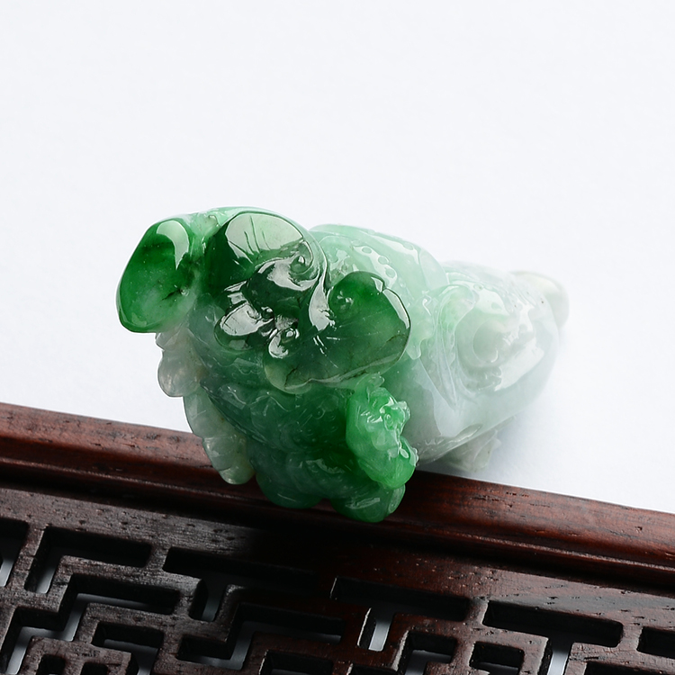 (超值推荐)糯冰种晴水飘翠遇百财挂件