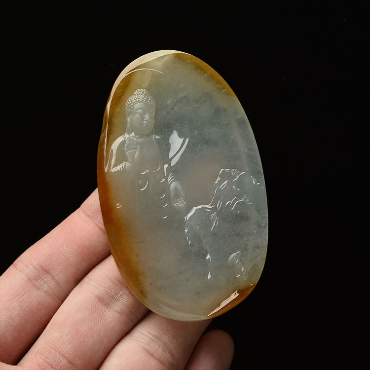 (超值推荐)冰种黄翡飘花释迦牟尼挂件(高松峰大师作品)