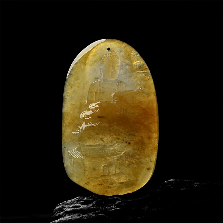 (超值推荐)冰种黄翡释迦牟尼挂件(高松峰大师作品)