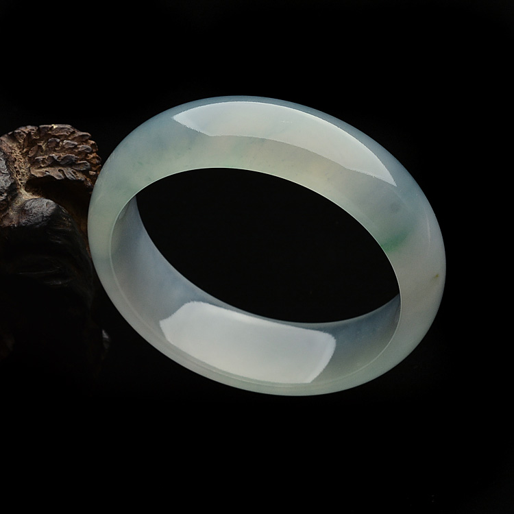 （超值推荐）冰种晴水略飘花手镯（56.1mm）
