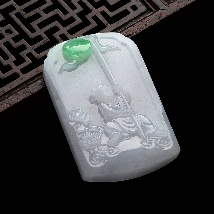 (超值推荐)糯冰种春带彩吉庆有余挂件(李牧祥大师出品)