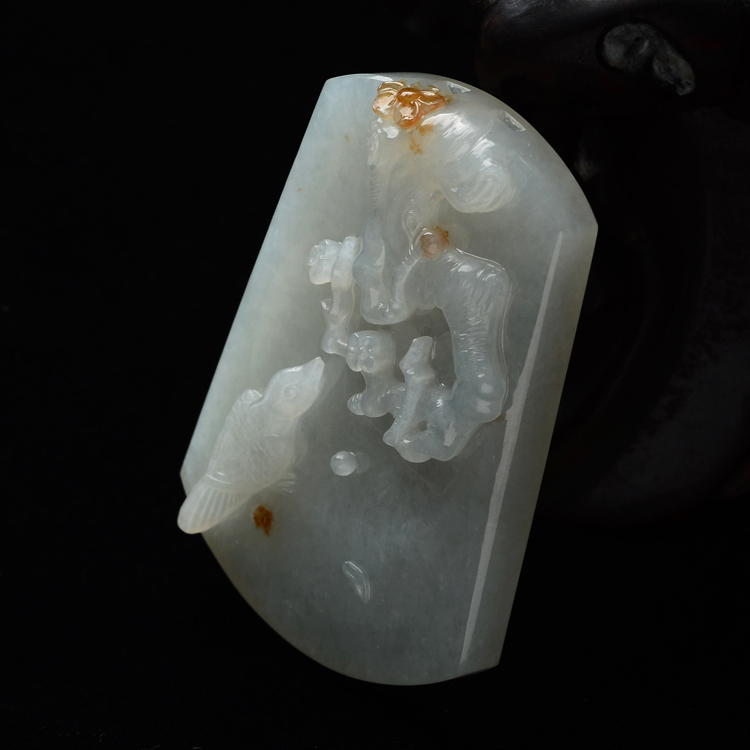 (超值推荐)糯冰种晴水飘红花喜上眉梢挂件(李牧祥大师出品)