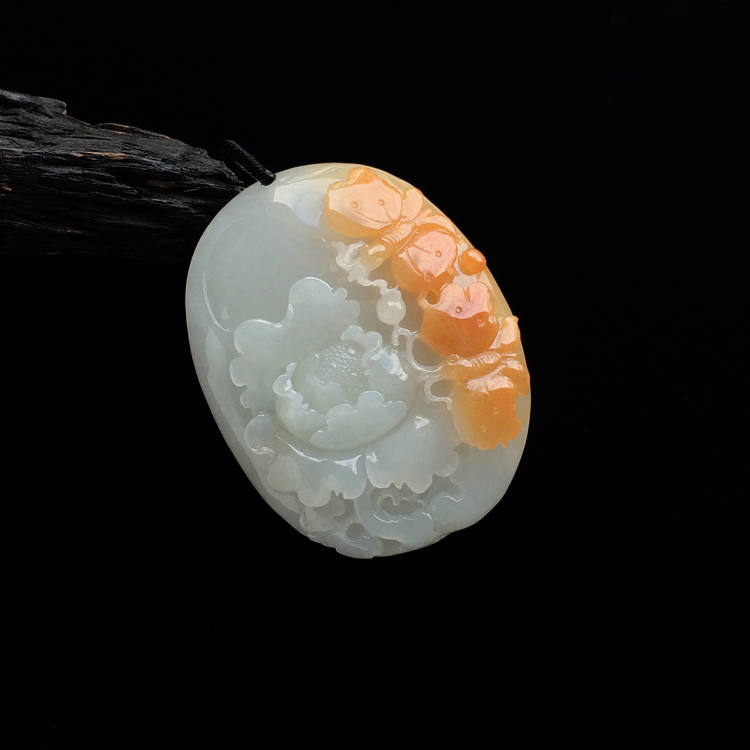 糯冰种黄翡蝶恋花挂件