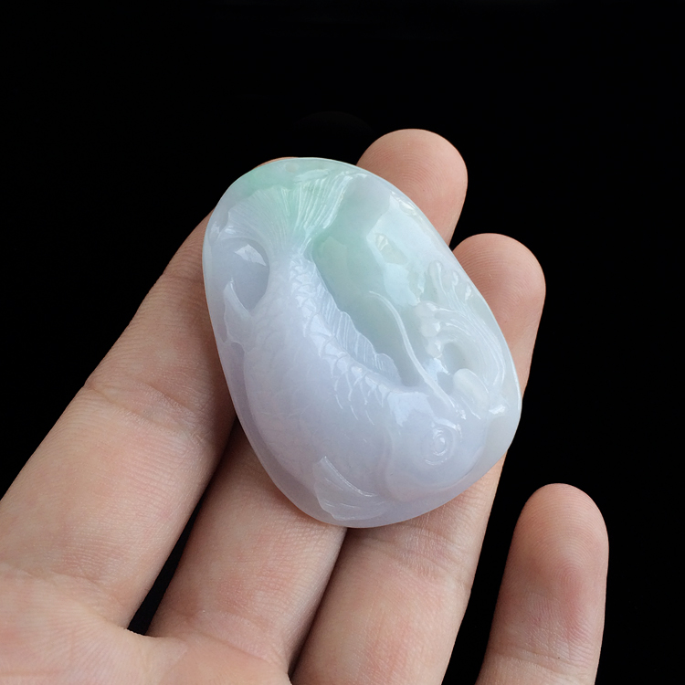 糯冰种晴水淡紫罗兰小鱼挂件