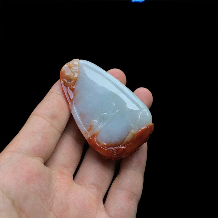 糯冰种褐黄翡凤戏牡丹挂件