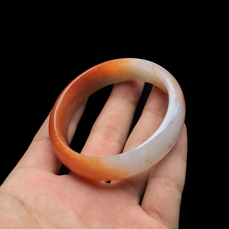 （超值推荐）糯冰种红黄翡手镯（56.5mm）