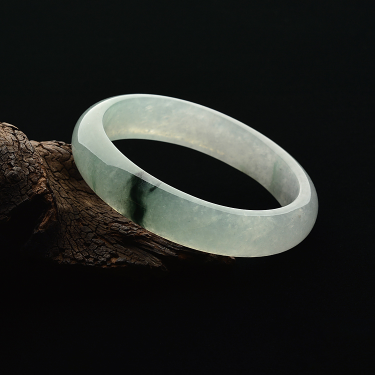 糯冰种飘花贵妃手镯(47.8-55.4mm)