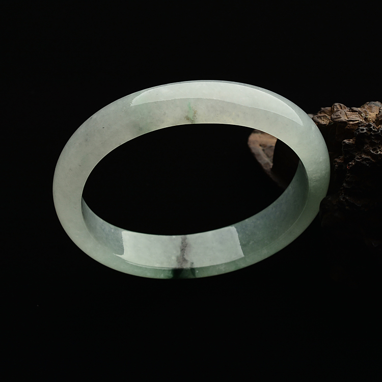 糯冰种飘花贵妃手镯(47.8-55.4mm)