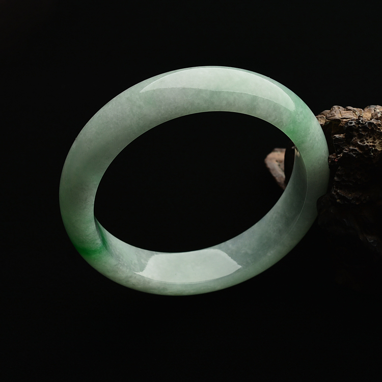 糯冰种飘翠手镯(53.2mm)