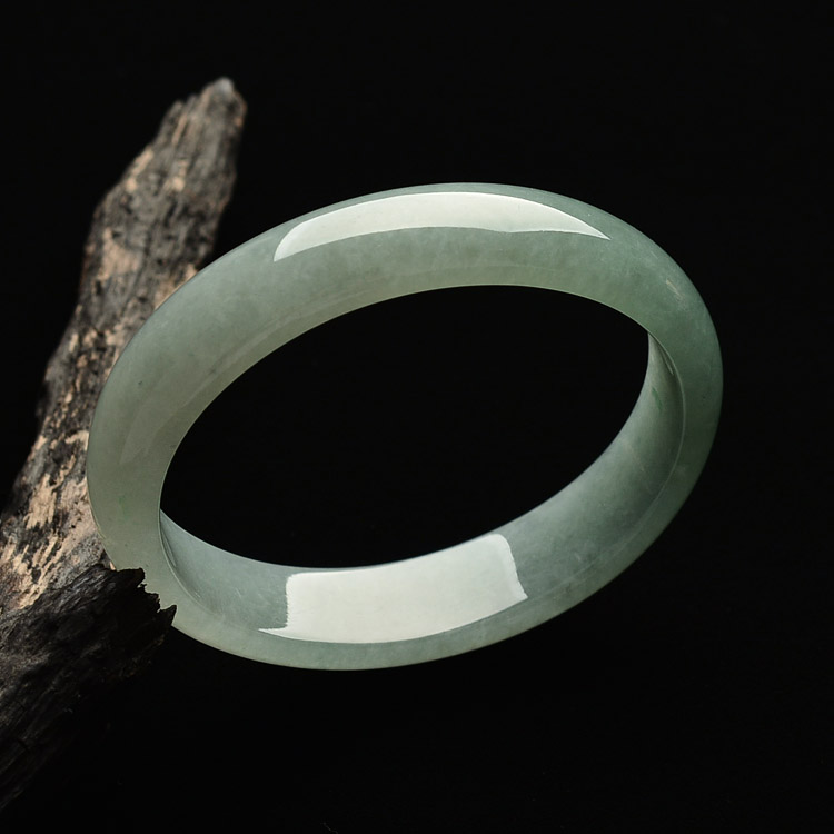 （超值推荐）糯冰种晴水贵妃镯（49.2mm-57mm）