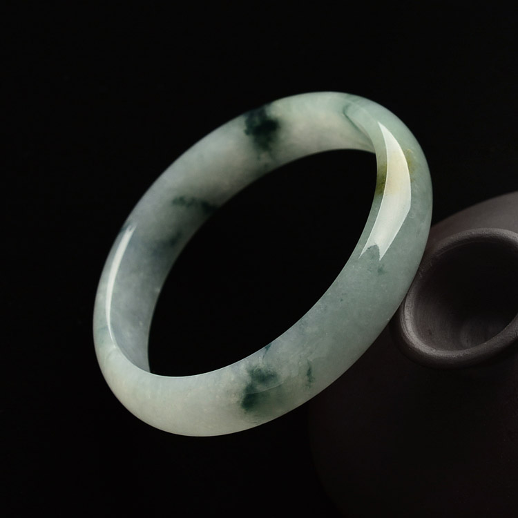 （超值推荐）糯冰种飘花贵妃镯（49.4mm-55.3mm）