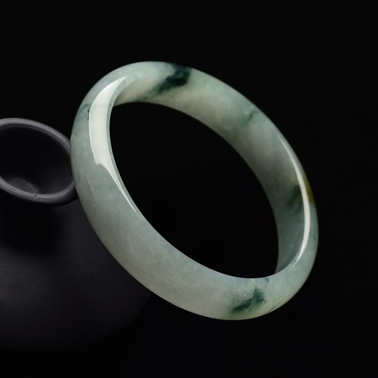 （超值推荐）糯冰种飘花贵妃镯（49.4mm-55.3mm）