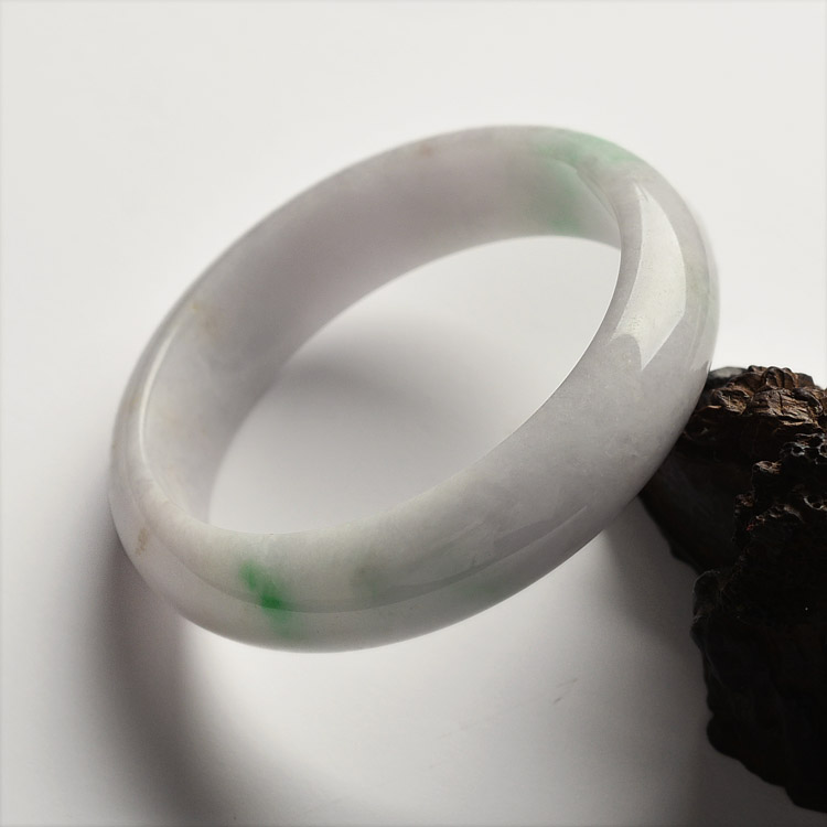 糯冰种淡春带彩手镯(60.9mm)
