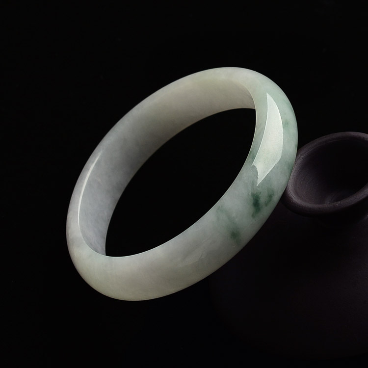 （超值推荐）糯冰种飘花贵妃镯（47.7mm-53.4mm）