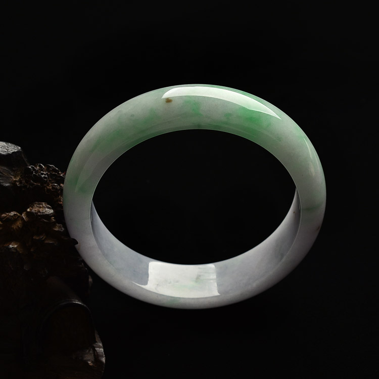 糯冰种春带彩手镯(60.7mm)