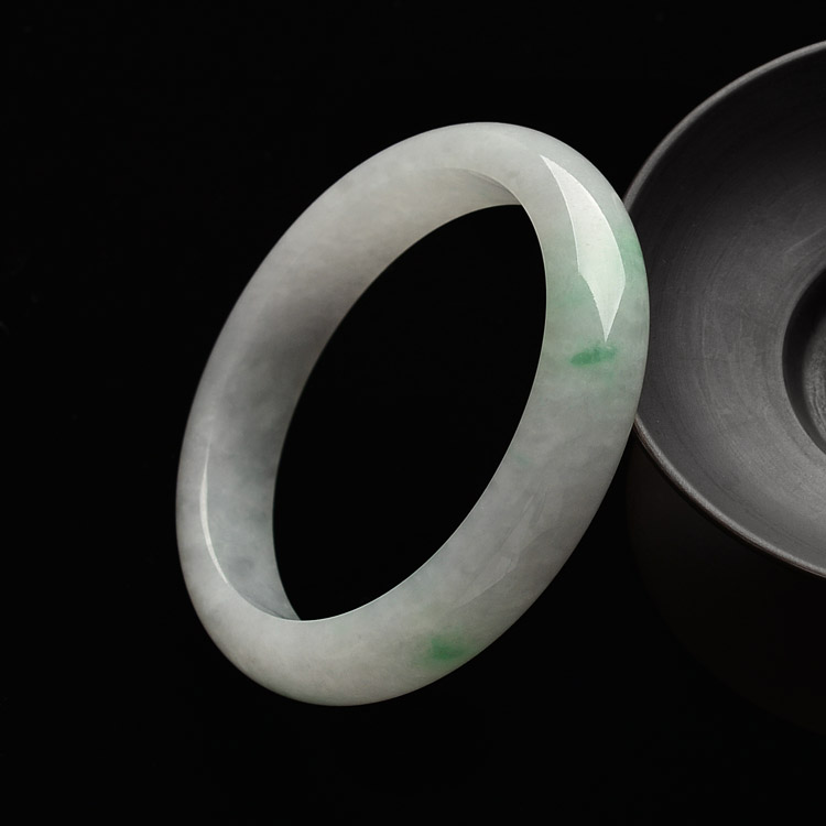 （超值推荐）糯冰种飘翠手镯（56.6mm）